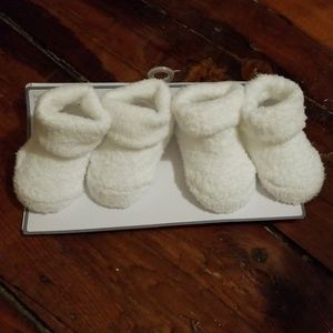 fuzzy baby booties
